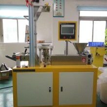  瑞安市浩大塑料機械廠 主營 塑料制袋機,塑料吹膜